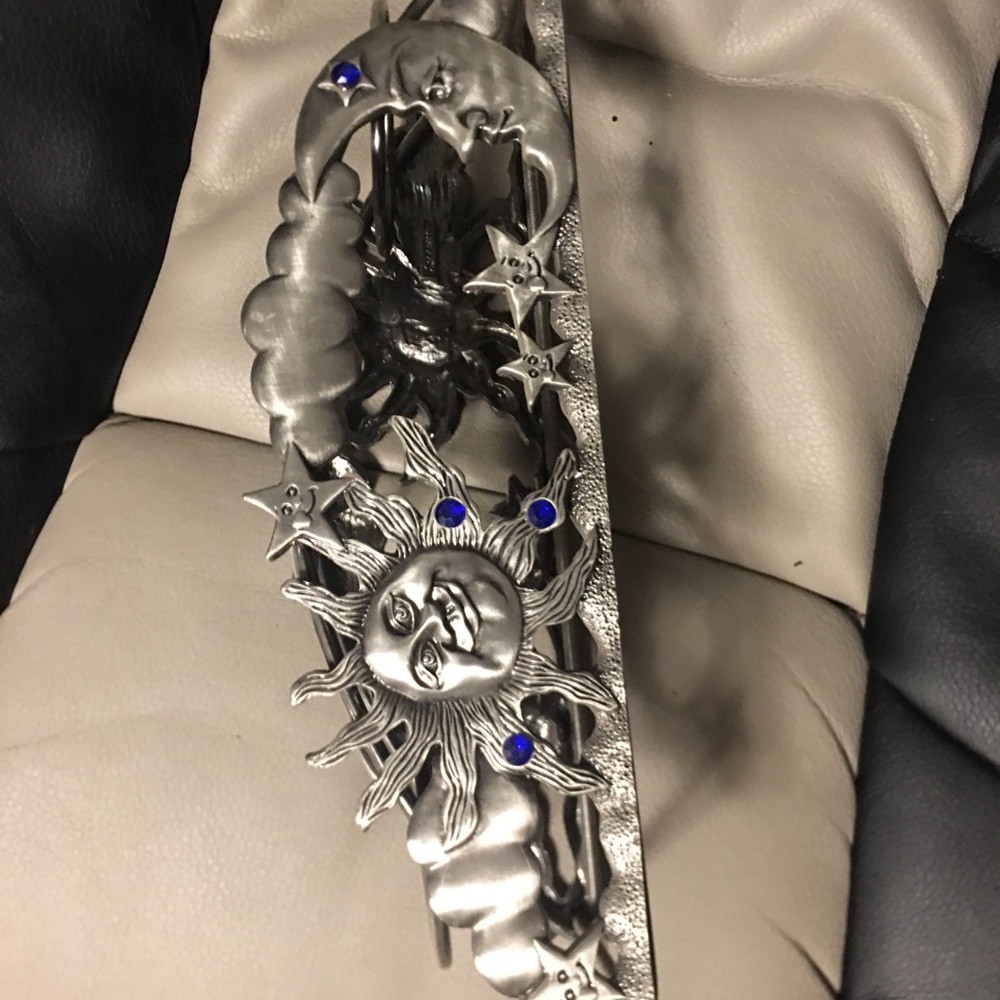 Sun and moon candle holder